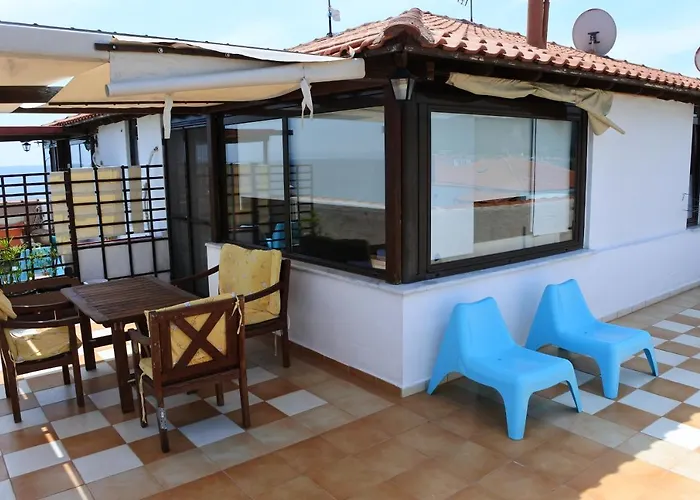 Big Dino's Galini Appartement *
