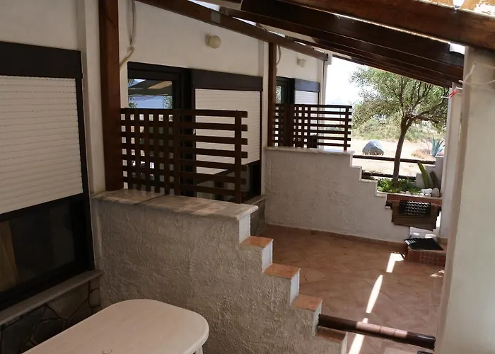 Big Dino's Galini Appartement *